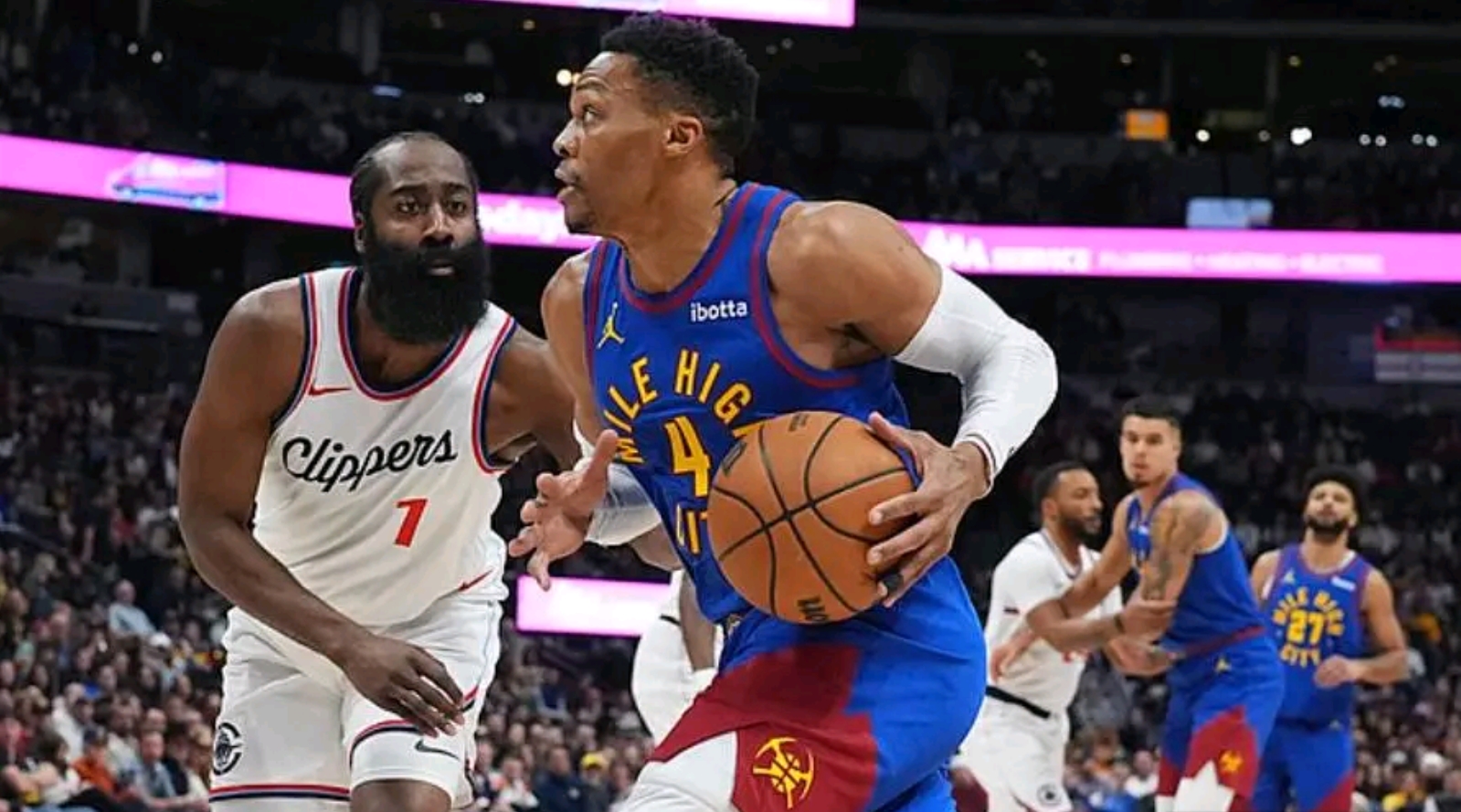 棋牌游戏-快船防守端效率下降，球队逐渐失去优势(快船的防守能力)