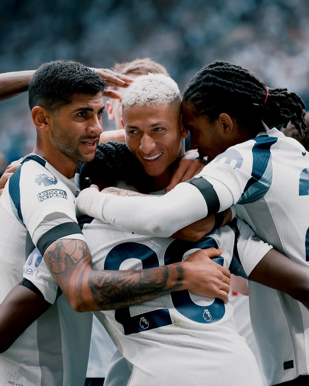 热刺逼平南安普顿，令球迷心情复杂的简单介绍